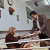 دلجویی از سالمندان بوشهر با اهدای شاخه گل