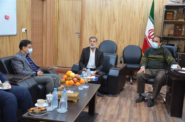دیدار رئیس شورای شهر و شهردار با مدیرعامل منطقه ویژه اقتصادی بوشهر
